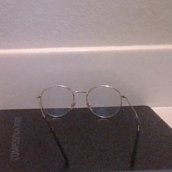 Glasses!! - Picture 4 of 6
